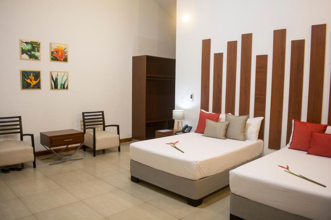Colina De Montalva Hotel Tarapoto Buitenkant foto